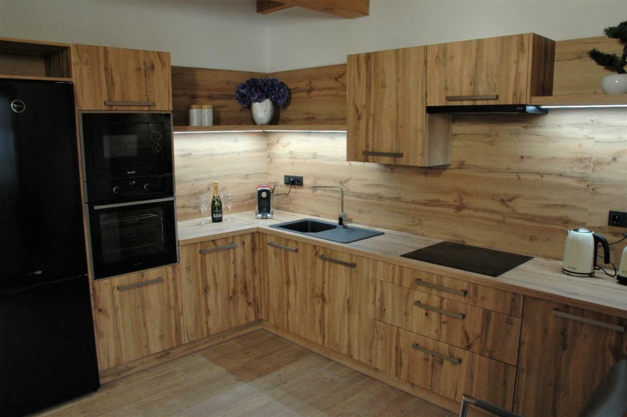Village Romantic Apartments Near Cesky Krumlov (Adults Only) Strizov Kültér fotó